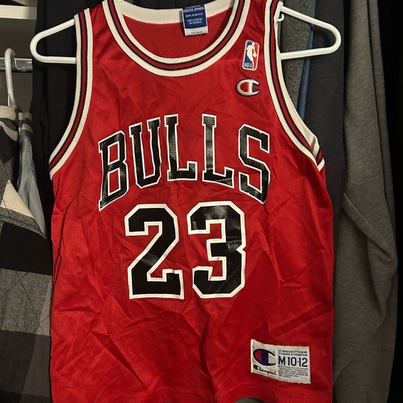 Michael Jordan champion jersey